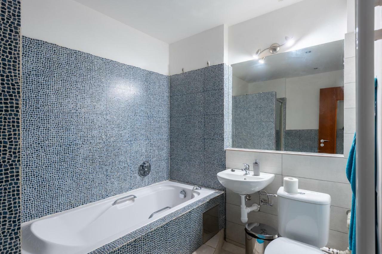 Modern Apartment Few Steps From Centre براغ المظهر الخارجي الصورة